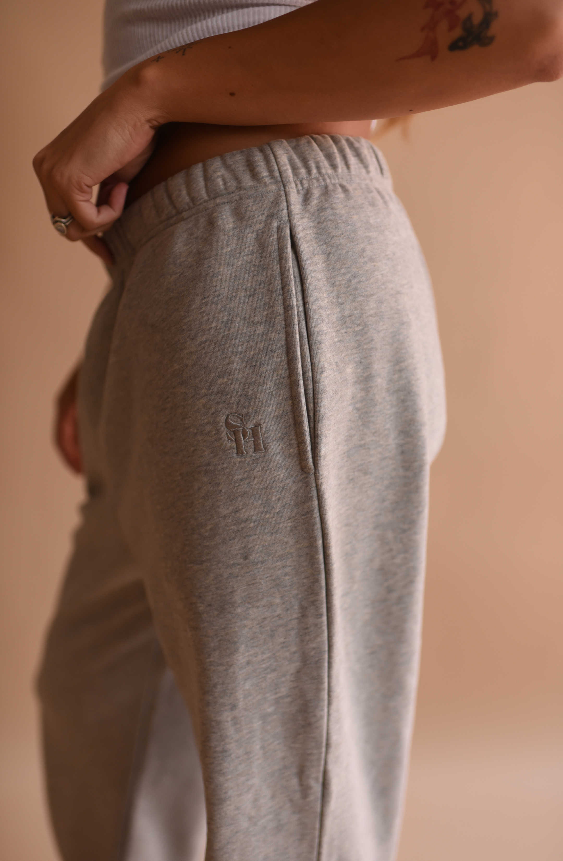 [NEW] 1982 Sweatpants in Vintage Grey