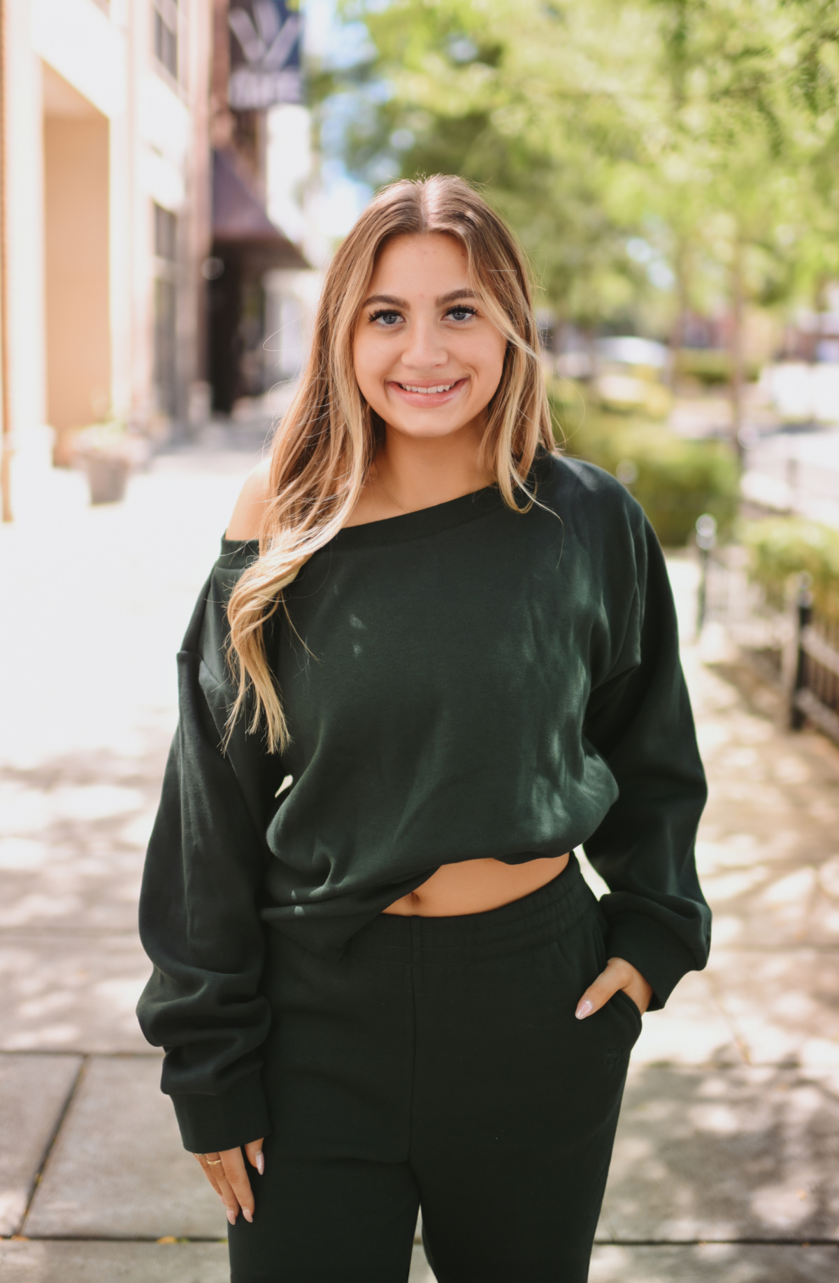 Slouchy Sweatshirt in Hunter Green
