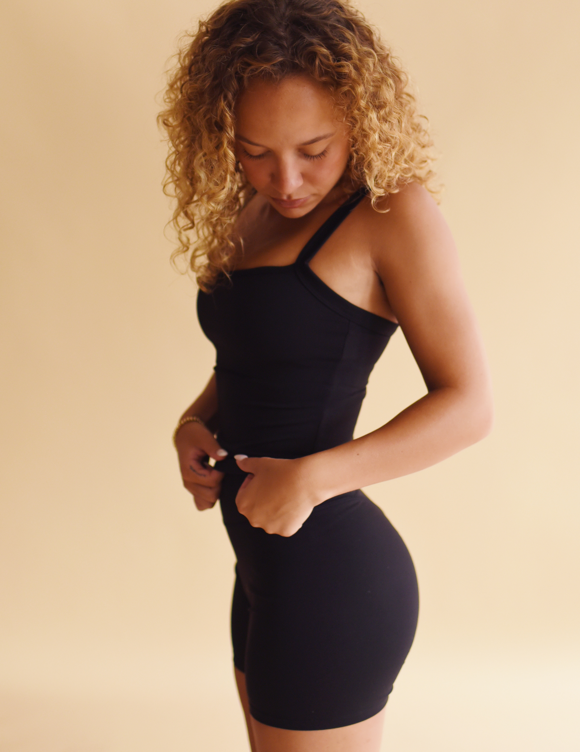 Sculpt Shorts In Midnight